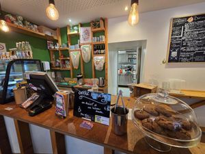 Counter at L'Ethiquete in Nantes