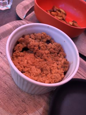 Crumble at L'Ethiquete in Nantes