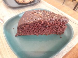 Chocolate cake at L'Ethiquete in Nantes