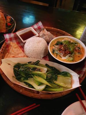 Lunch set   at Rock Yard in Wellington