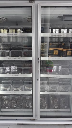 Dates at Faruk Date Farm in Bangkok