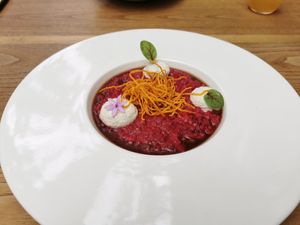 Beetroot risotto at RE Organic in Mallorca