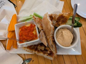 Hummus platter at The Peddler in Huntington