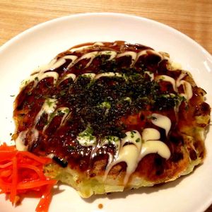 Vegan Okonomiyaki.ヴィーガンお好み焼き。 at Queen's Healthy Diner in Nagoya