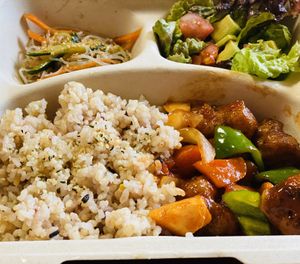Vegan Sweet and Sour Pork Bento 🍱 酢豚風弁当🍱 at Queen's Healthy Diner in Nagoya