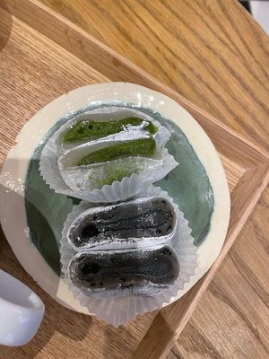 Black sesame and matcha mochi   at La Maison du Mochi - Cherche Midi in Paris