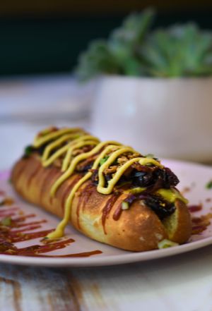 hot dog  at Wholywood in Paris