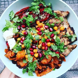 mamma bowl at Wholywood in Paris