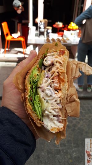 Burger Anatomy  ! at Wholywood in Paris