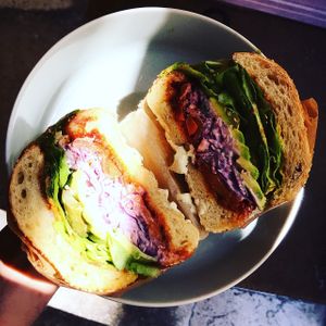 rainbow vegetables burger at Wholywood in Paris