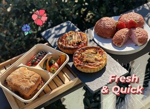 Brunch, falafel, mini pizza, breads and cakes are available on Coupang Eats at April and May 45 꽃피는 4월 밀익는 5월 in Busan