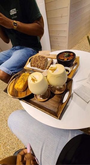 Smoothie and stew at April and May 45 꽃피는 4월 밀익는 5월 in Busan