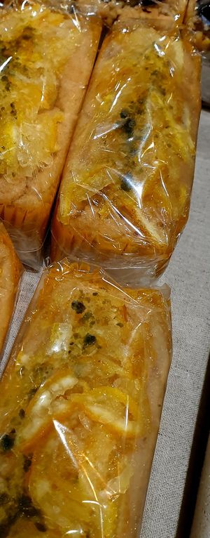 pounds at April and May 45 꽃피는 4월 밀익는 5월 in Busan