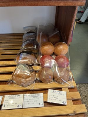   at April and May 45 꽃피는 4월 밀익는 5월 in Busan