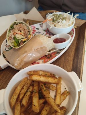 Lunch l #Veganuary at April and May 45 꽃피는 4월 밀익는 5월 in Busan