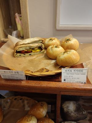  at April and May 45 꽃피는 4월 밀익는 5월 in Busan