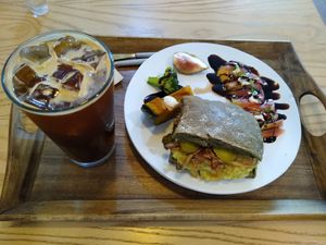 Mushroom sandwich and americano at April and May 45 꽃피는 4월 밀익는 5월 in Busan