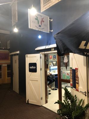 Outside at Cielo Gelato & Pizza in Willemstad