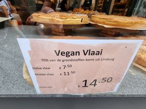 Vegan vlaai at Bisschopsmolen in Maastricht