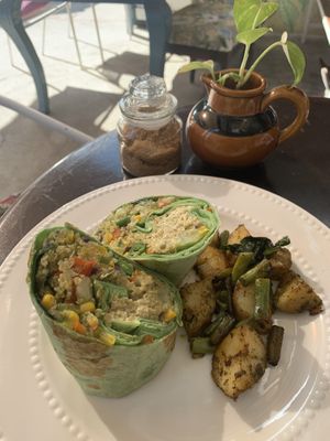 Vegan wrap at Mangata in Puerto Morelos