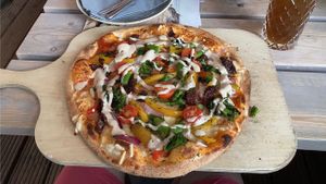 Vegan pizza at Dii:ke in Sankt Peter-ording