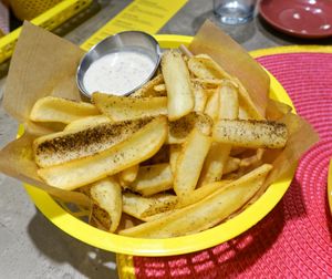 Fries at Gives a Fork in Geneva