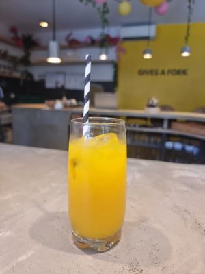  at Gives a Fork in Geneva