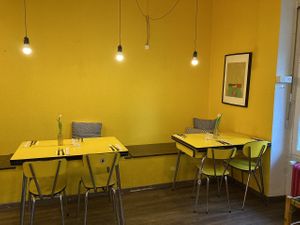 Interior seating at Gives a Fork in Geneva