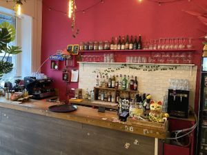 Bar at Gives a Fork in Geneva