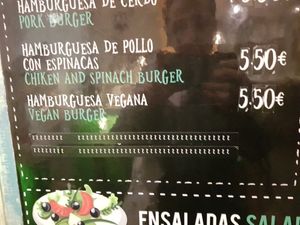 Vegan burger at El bar de Nino in Granada