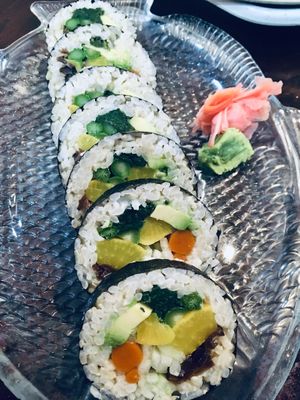 Vegetable roll made with brown rice at Sakura in Jackson