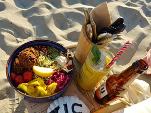 Falafel bowl and mango mint smoothie 👌 at Pele Surf Shack in Hook Of Holland