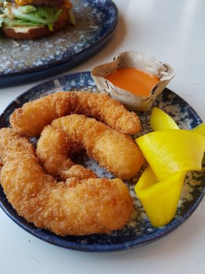 vegan shrimp  at Pele Surf Shack in Hook Of Holland