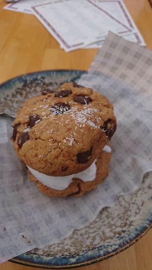 dessert at Pele Surf Shack in Hook Of Holland