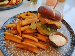 Kahuna burger at Pele Surf Shack in Hook Of Holland