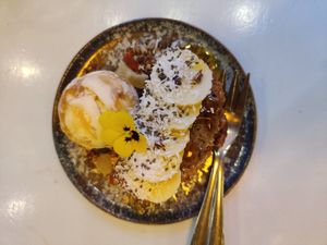 Desert at Pele Surf Shack in Hook Of Holland