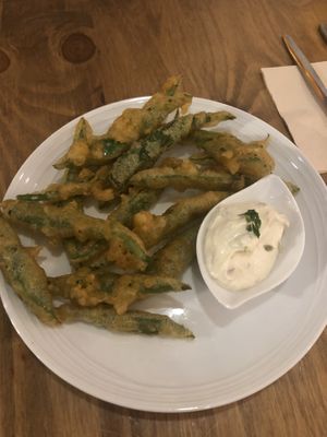 “Like breaded fish” (tempura green beans)    at O Gambuzino in Lisbon