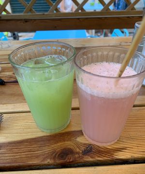 Natural lemonades at O Gambuzino in Lisbon