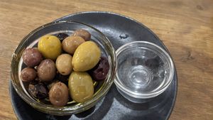 Olives at O Gambuzino in Lisbon