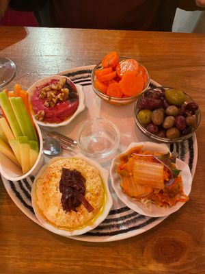 Plate of Snacks
olives
Algarve carrots
Beet pate
hummus
kimchi
vegetable sticks
Bread at O Gambuzino in Lisbon