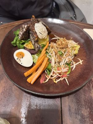 Gado gado  at O Gambuzino in Lisbon