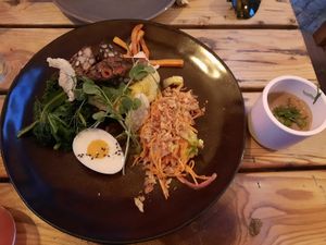 Tempeh casero o Gado gado at O Gambuzino in Lisbon