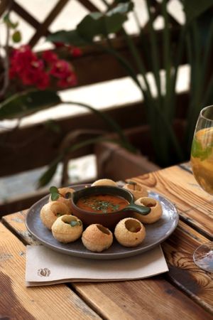  at O Gambuzino in Lisbon