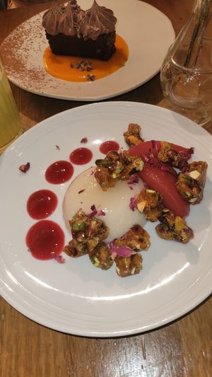  at O Gambuzino in Lisbon