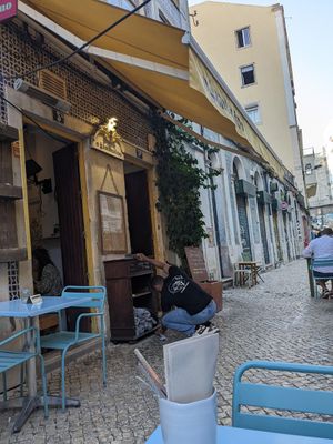  at O Gambuzino in Lisbon