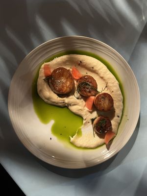   at O Gambuzino in Lisbon