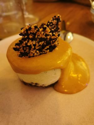 Cheesecake at O Gambuzino in Lisbon