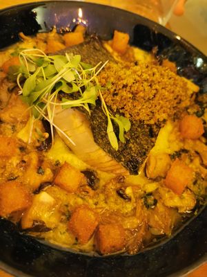 Do mar at O Gambuzino in Lisbon