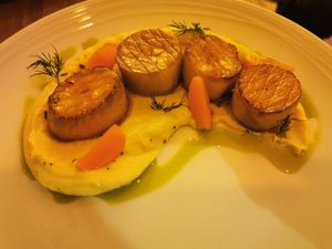 Mushroom vieiras at O Gambuzino in Lisbon