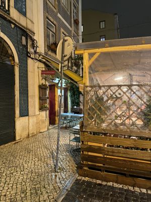 Ootside   at O Gambuzino in Lisbon